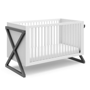 Reviewed: 7 Types of Paint Safe for Baby Crib for 2022