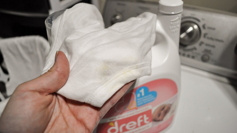 baby detergent - dreft left yellow fecal stains behind in our tests. while not the...
