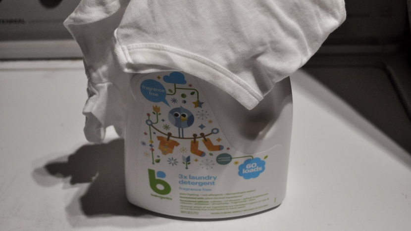 baby detergent - babyganics impresses during testing with very little staining of any...