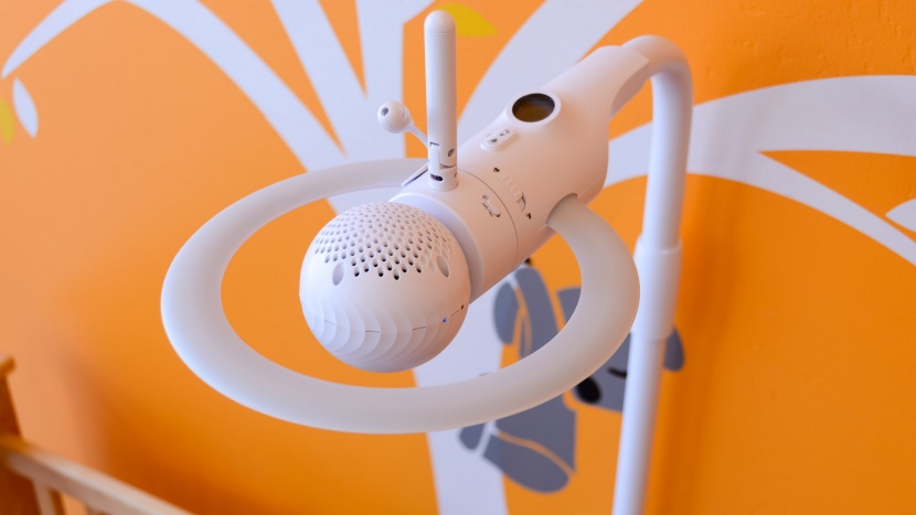 the halo ring is a builtin nightlight with 7 color options and the...