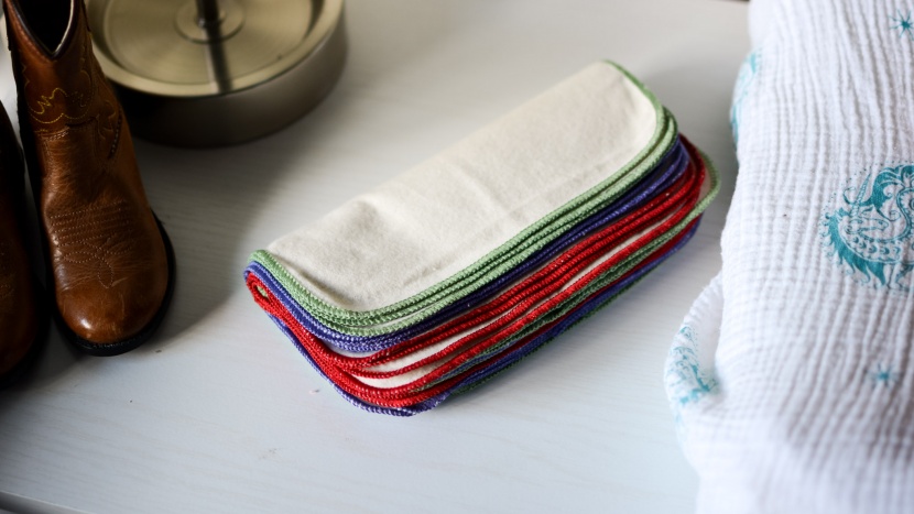 cloth baby wipes - the no-frills osocozy flannel wipes get the job done and will stay...