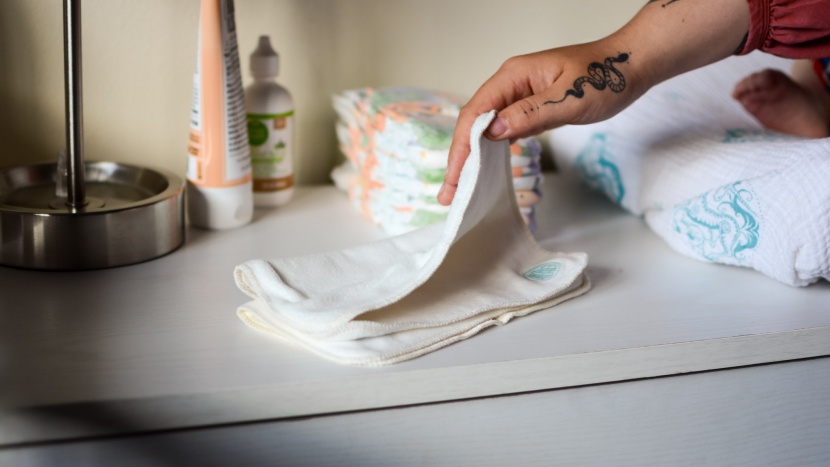 cloth baby wipes - we used the charlie banana double sided wipes both in the lab and in...