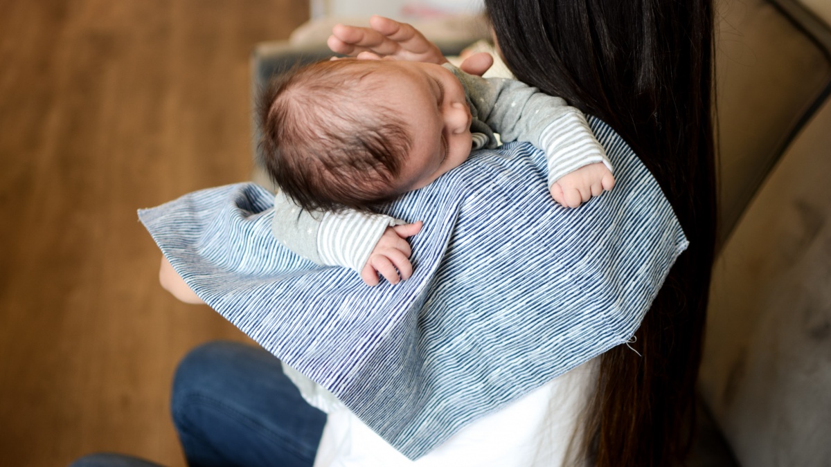 Best Burp Cloth Review (Our round-up of the top 9 burp cloths is sure to simplify your decision-making process.)