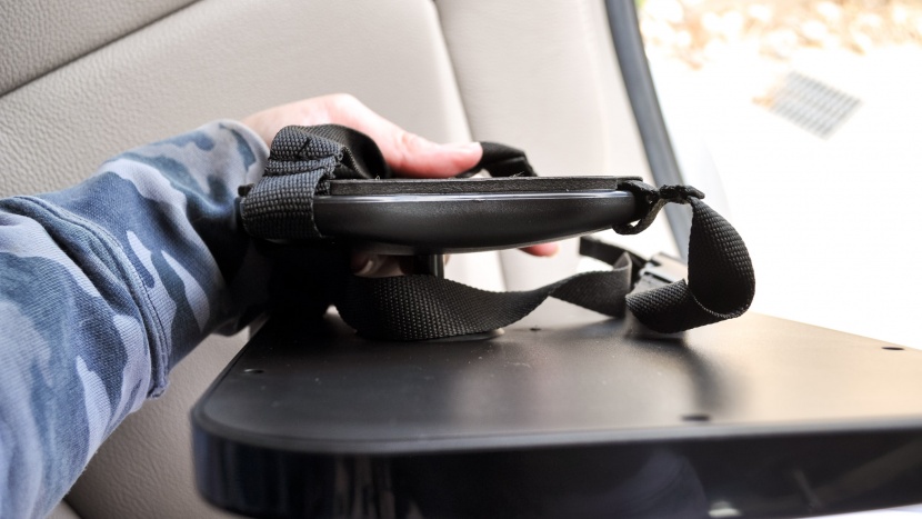 the better mirrors have a thick attachment plate with thicker...