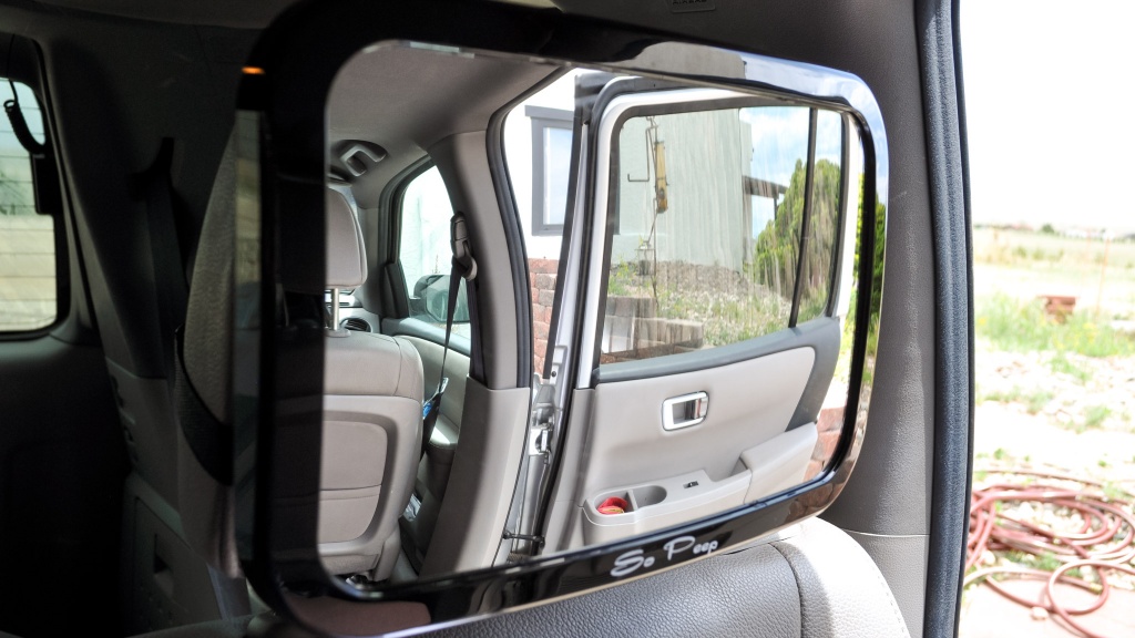 9 best baby car mirrors to see your little one while driving