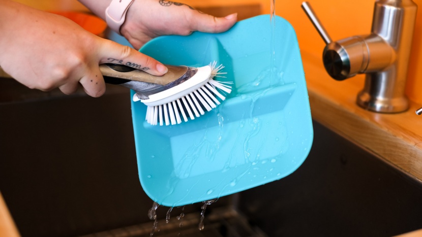 baby toddler plates - since you&#039;ll be washing the plate after each use, select one that...