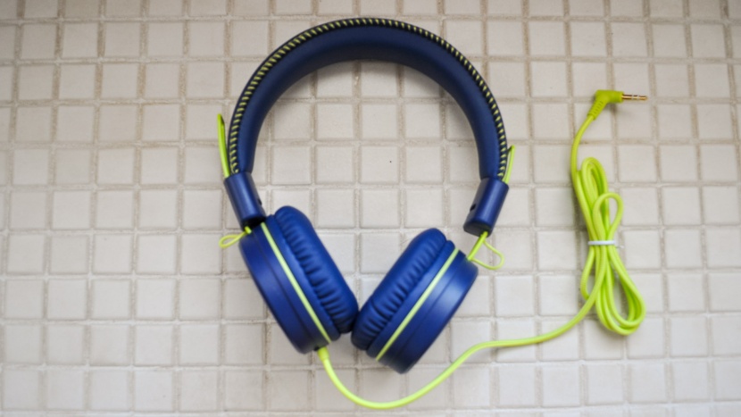 kids headphones - the powmee headphones look and feel like cheap elementary school...