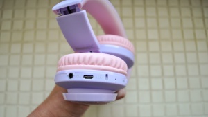 The Riwbox folds for easy travel and come with Bluetooth that has...