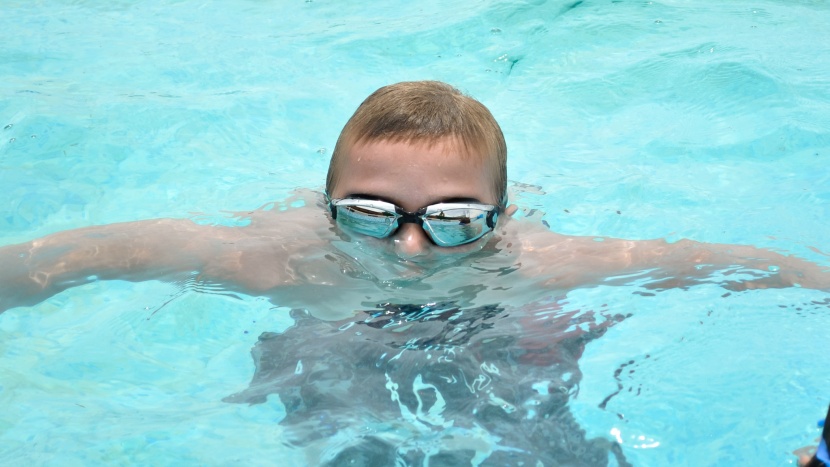 kids swim goggles - no matter how cool a pair of goggles look, leaking was a no go and...