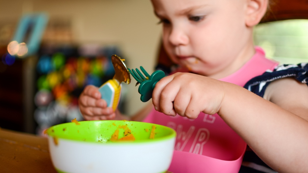 WeeSprout Toddler Utensils, 3 Forks & 3 Spoons, 18/8 Stainless Steel & Food  Grade Silicone, Thick Easy-Grip Handles, Perfect Length For New Self