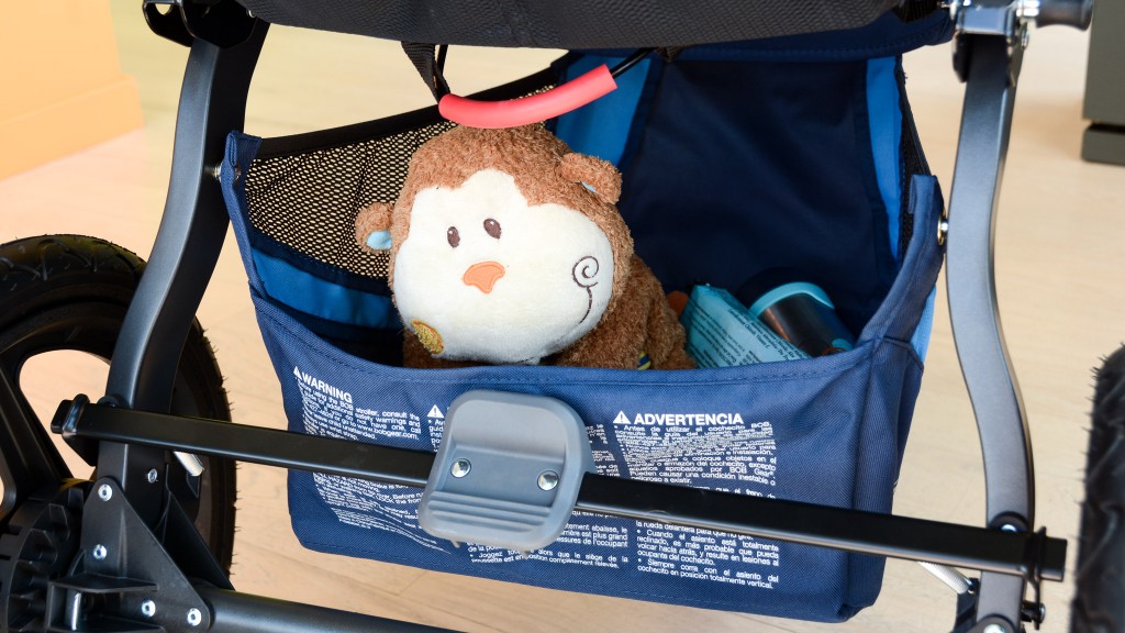 bob revolution flex 3.0 combo - the under-seat basket has room for a large diaper bag but only has a...