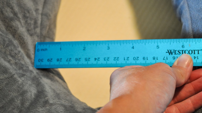 pregnancy pillow - we measured the u bend on the u shaped pillows to see which options...