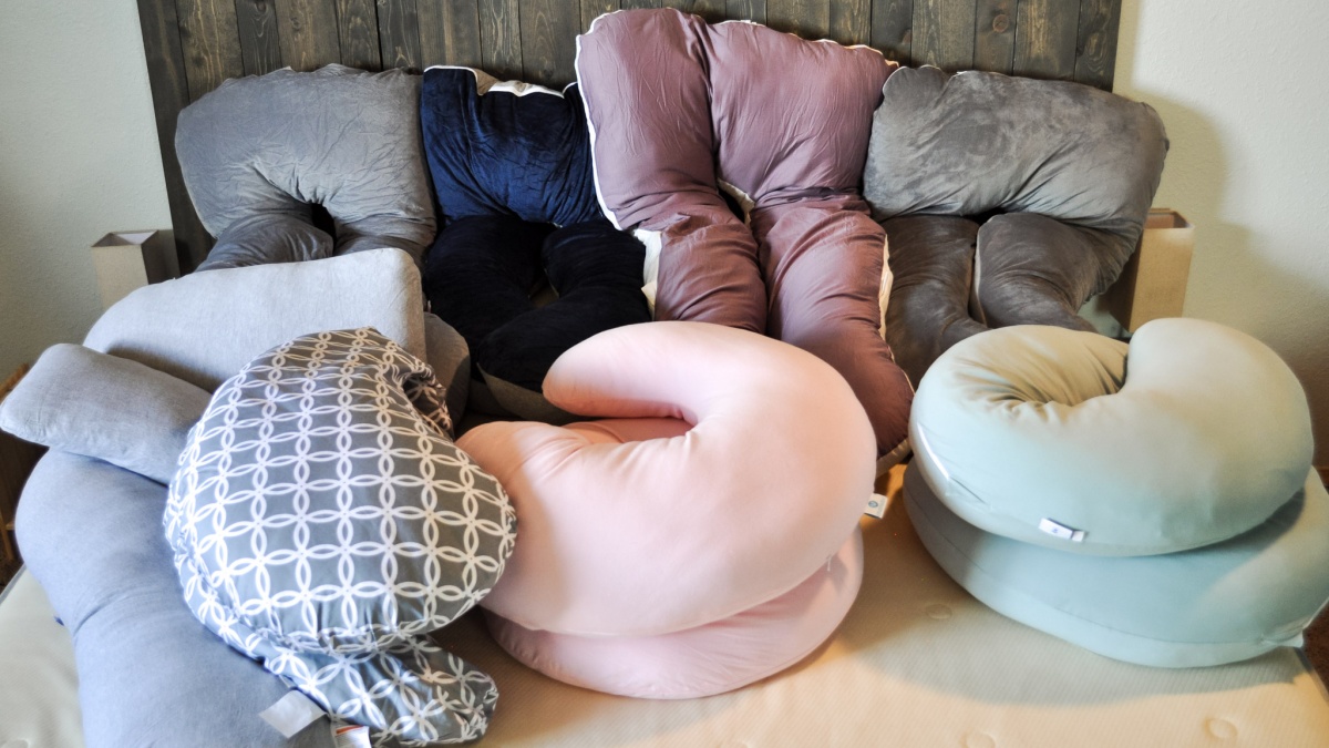 Best Pregnancy Pillow Review (We tested the best of the best pregnancy pillows on the market to find the right fit for every need.)