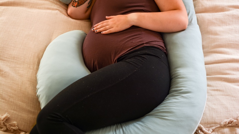 pregnancy pillow