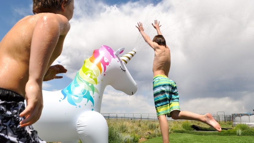 kids sprinkler - the horn on the unicorn offers a consistent shower of soft water...