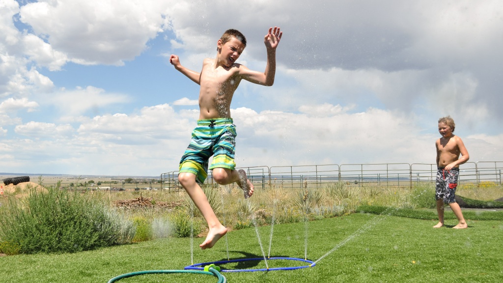 The 5 Best Sprinklers for Kids of 2024 | Tested