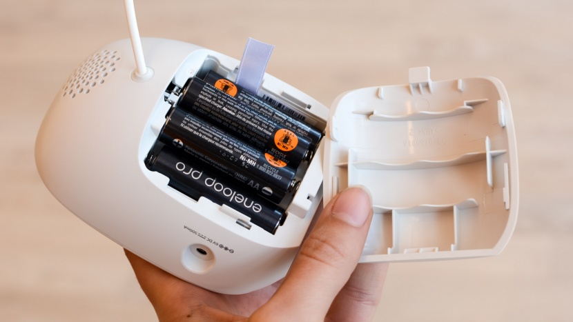 philips avent dect scd720/86 - the nursery unit on the scd720/86 has a battery backup in case of...