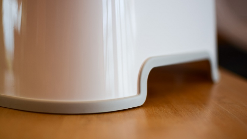 we appreciate the anti-skid material around the bottom, which helps...