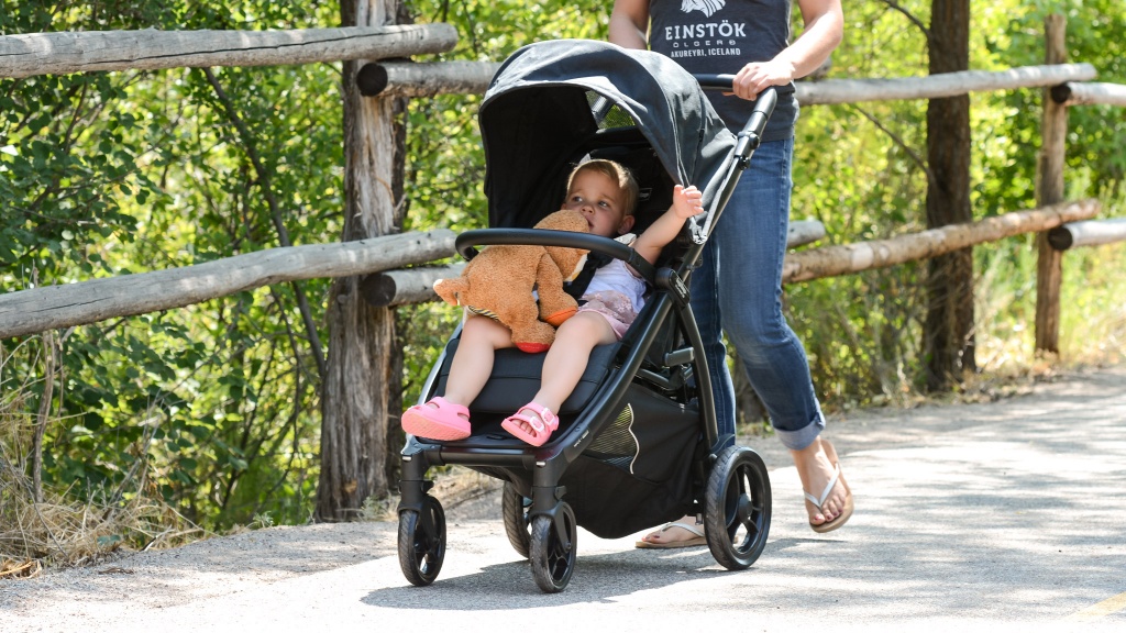 peg perego booklet 50 full size stroller review - the booklet 50 is an okay stroller with what feels like dated...