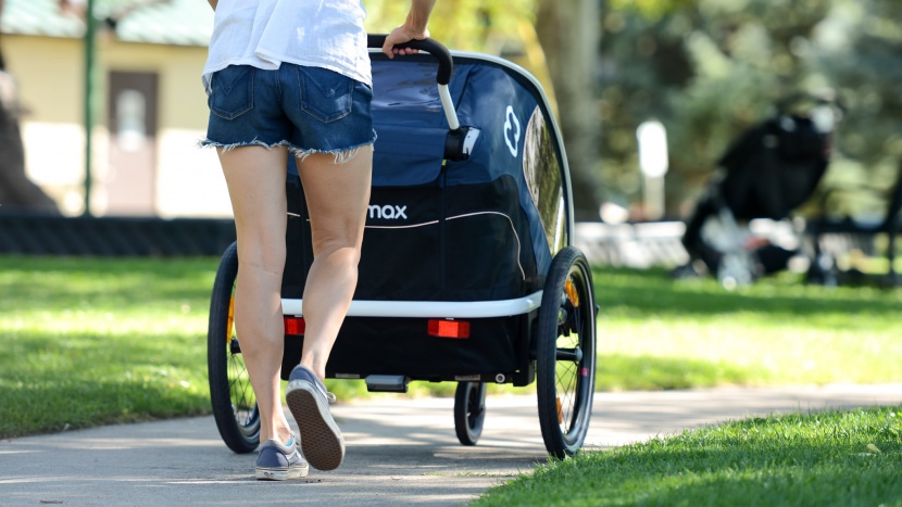 hamax outback - the outback 202 isn&#039;t as wide as some of the other trailers we&#039;ve...