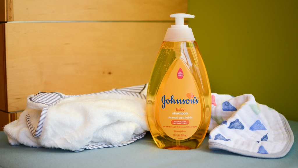 Johnson's Baby Shampoo 300ml – Fresh The Good Food Market