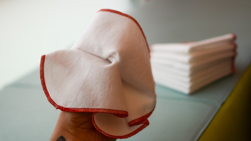 cloth baby wipes - it is easy to maneuver the buttons flannel wipes.