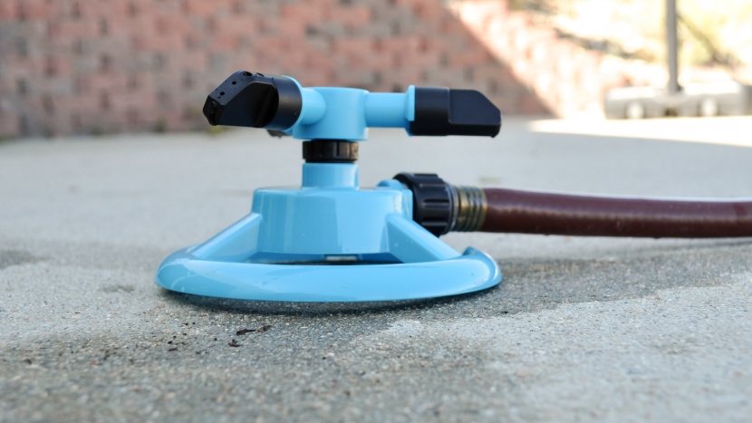 kids sprinkler - the kadon unit is so lightweight and thin that it was hard to get it...
