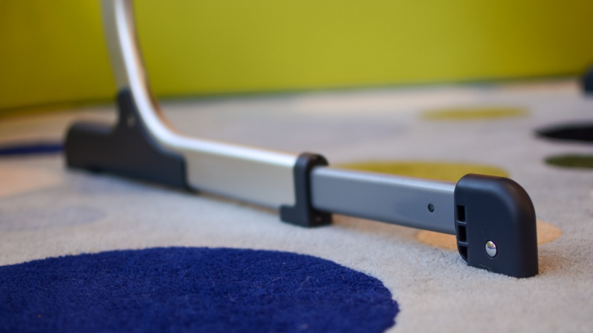 baby delight beside me dreamer - the feet of the baby delight are sturdy and slide under the parent...