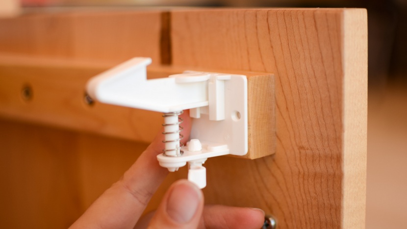the vmaisi latches are more traditional pressure latches that allow...