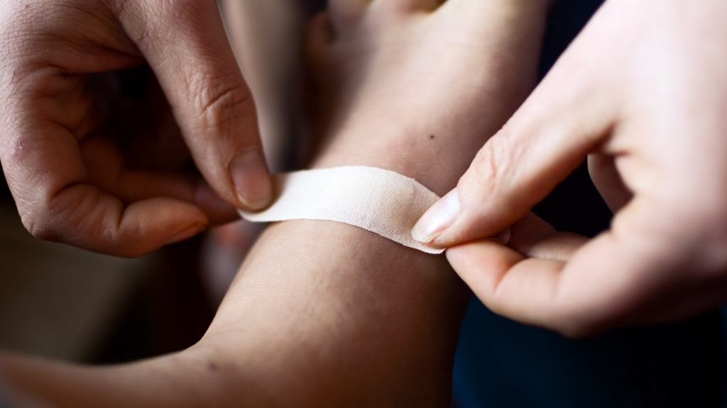 kids bandages - the patch natural bamboo bandages are compostable and may appeal to...