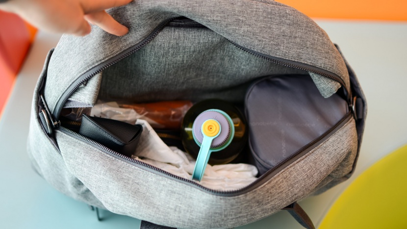 breast pump bag - the duet offers multiple pockets and great organizational features.