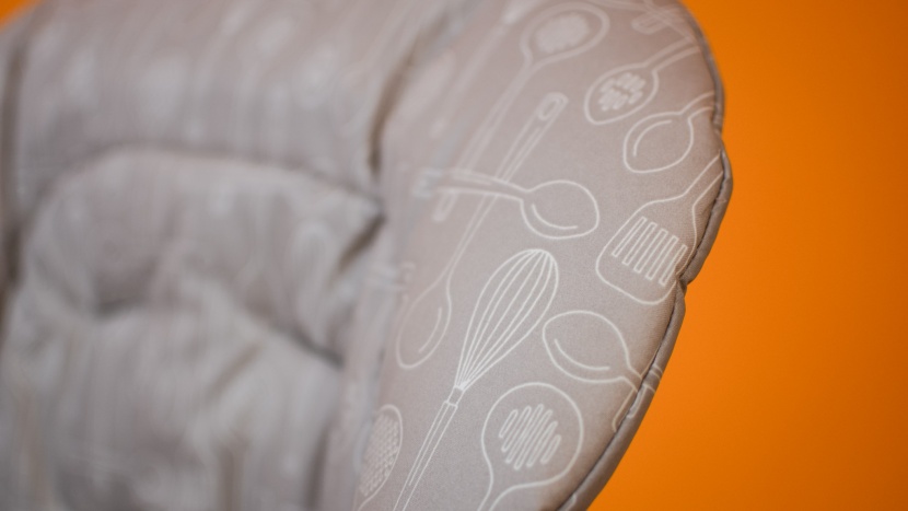 graco slim snacker high chair - the seat pad on this graco is a wipe-to-clean operation and we think...