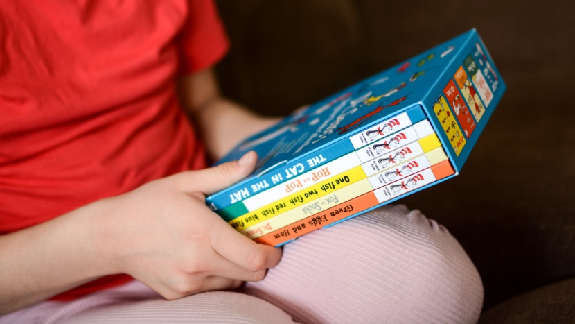 kids books - the dr. seuss beginner book collection is great for beginner readers...