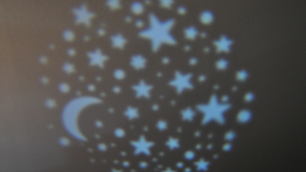 sound machine baby - the projection on the skip hop is better than the there projectors...