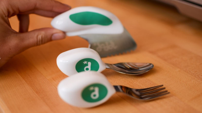 the doddl cutlery set is unique as it includes a child-friendly...