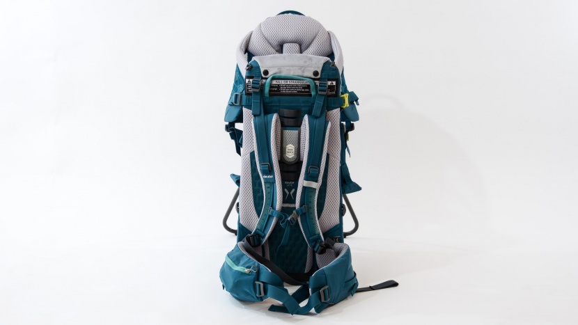 deuter kid comfort active sl - the shoulder straps on the active sl are contoured and fit well...