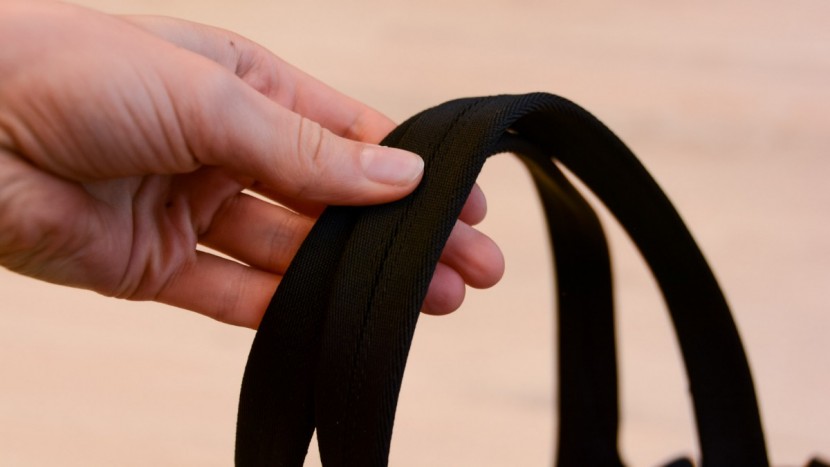 the shoulder/tote straps on the new yorker are comfortable enough if...