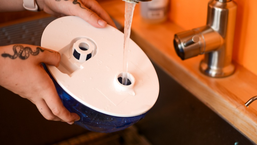 aquaoasis - due to the odd shape of the oasis&#039;s vessel and smaller fill opening...