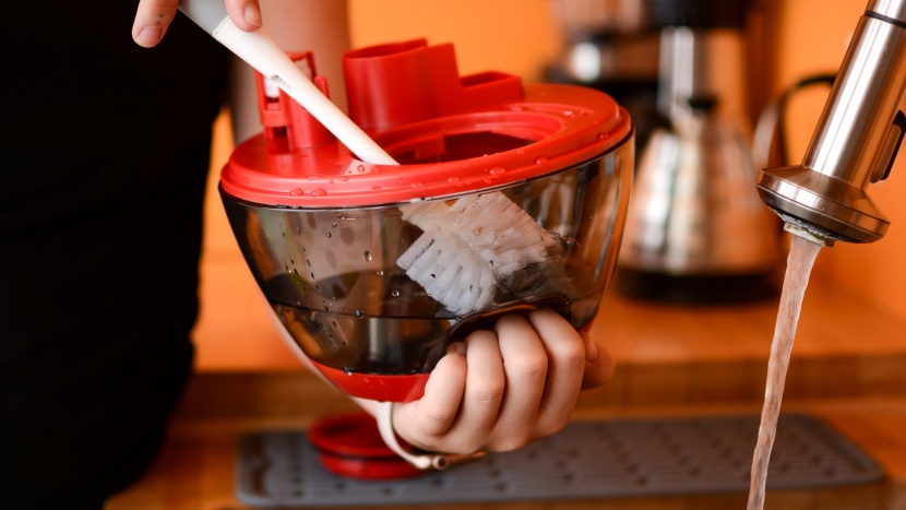 honeywell hul520 - the large opening on the honeywell and the smaller vessel make it...