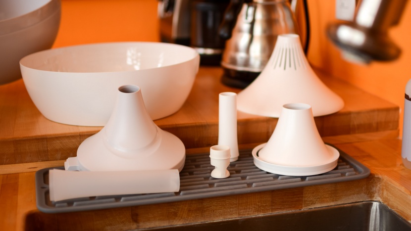 miro nr07g - the miro is unique and has more parts to clean than the competition...