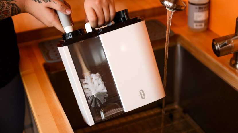 taotronics tt-ah001 - this taotronics requires the use of a bottle brush to reach all...