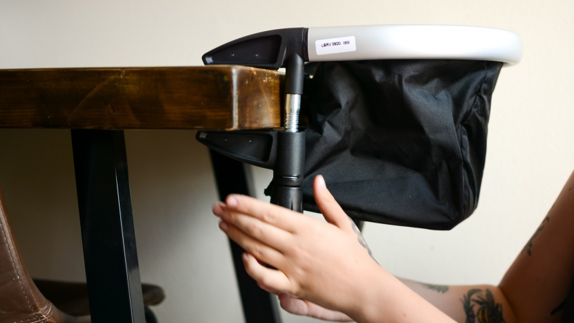 the claw-like clamps are easy to use, but they are not compatible...