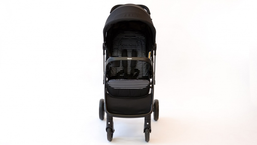 graco nimblelite - the nimblelite offers sub-par quality, but perhaps on par for the...