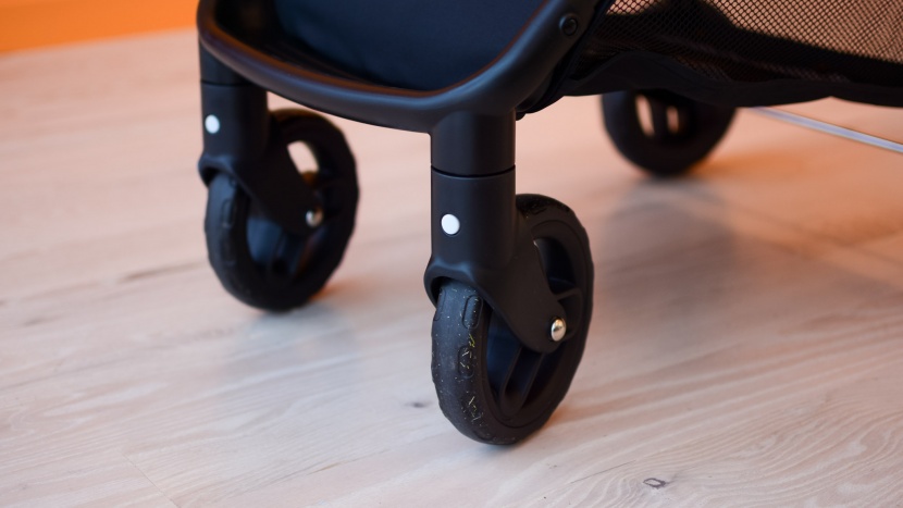 graco nimblelite - the smaller plastic wheels on the nimblelite make it hard to push...