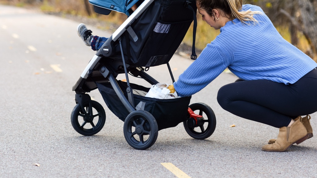 thule spring - the spring is easier to use than the average stroller.