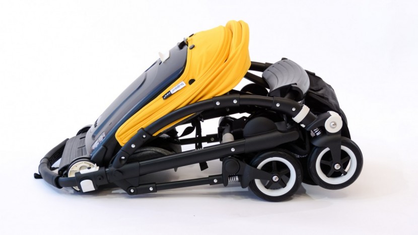 bugaboo bee5 - the unique fold of the bee5 gives you a fairly flat fold with an...