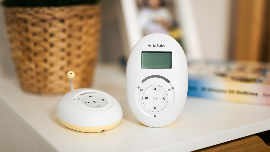 hellobaby hb180 - the sound quality and features on the hb180 are not as impressive as...