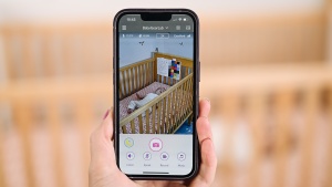 The daytime images are clear, crisp, and true to life for the iBaby...