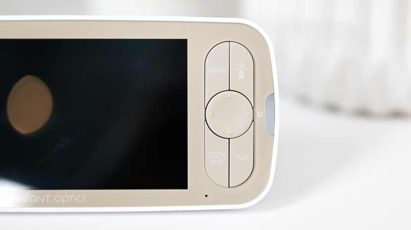 infant optics dxr-8 pro - the user interface of the pro is intuitive, but we aren&#039;t the...