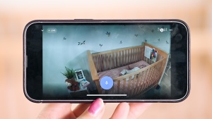 The full-screen video image is crisp and clear for the Nest Cam.